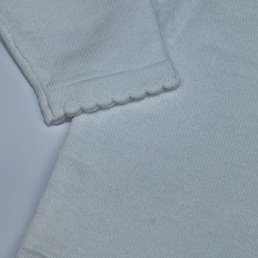 NWT Petit Ami Scallop Edge White Button-Up Cardigan - Picture 6 of 6